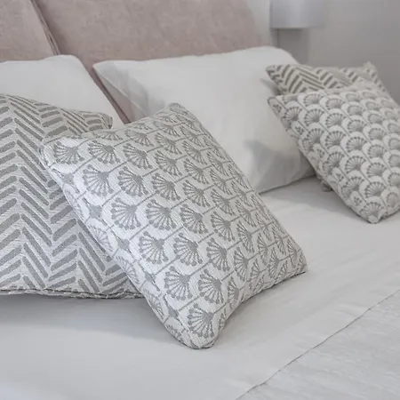 Tra Il Vesuvio E Il Mare